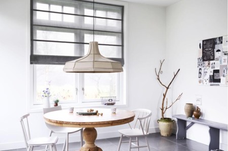 Zasłona rzymska zaciemniająca do salonu