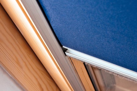 Dachowa roleta zaciemniająca Fantazja