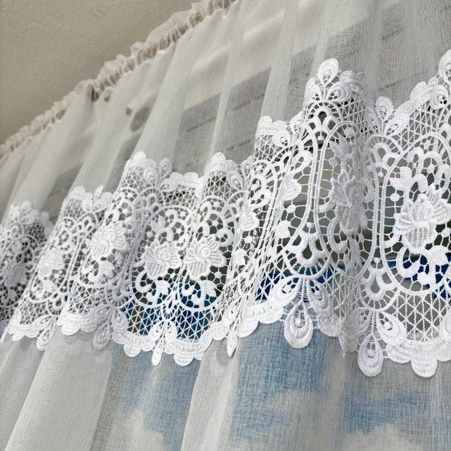 firanka-z-gipiurowa-aplikacja