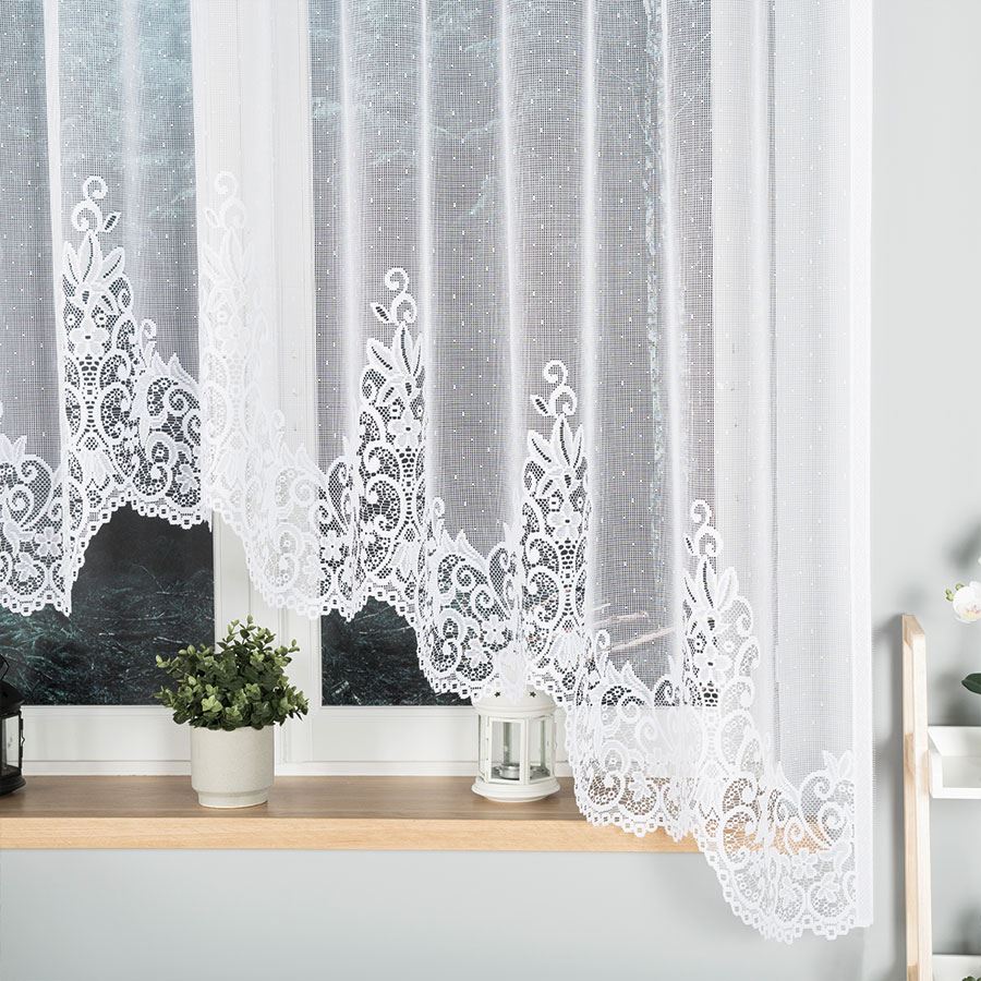 firanka-zakardowa-w-kwiaty