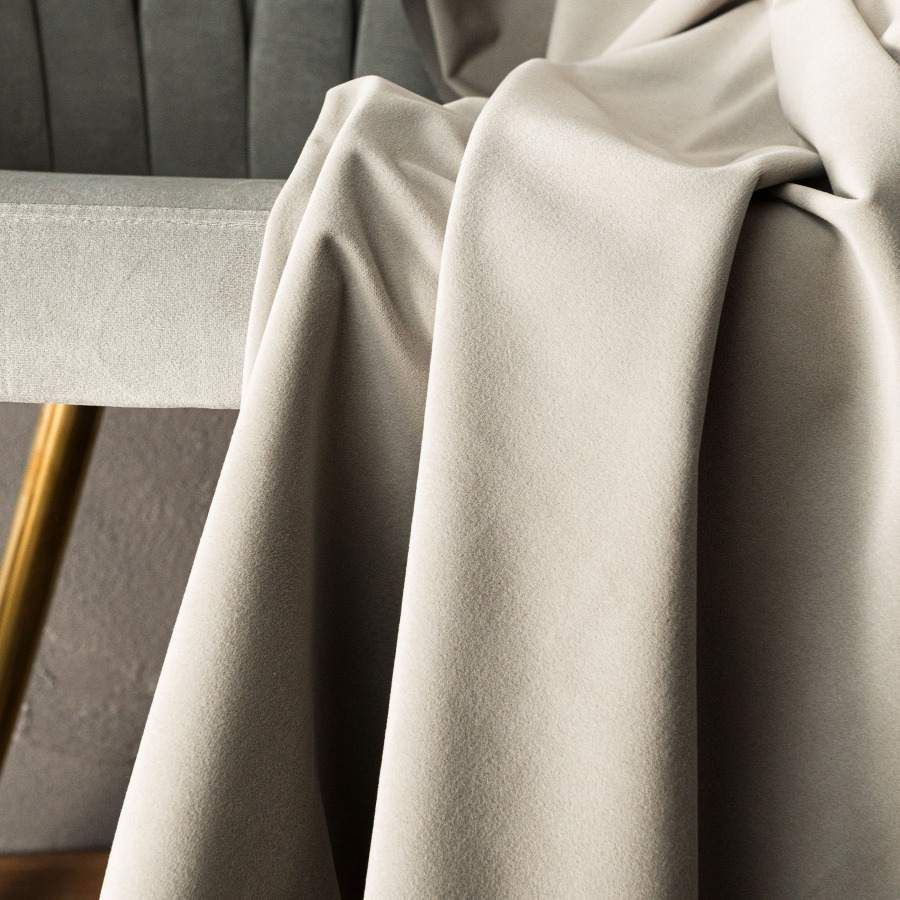 velvetowa-tkanina-na-metry