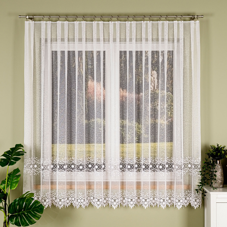 haftowana-firanka-z-aplikacja