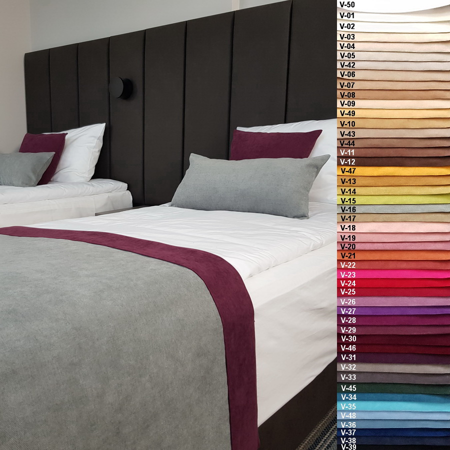 Narzuta pasaż na łóżko hotelowe.